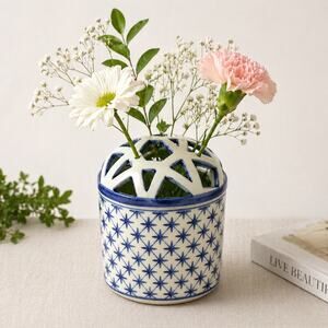 Blue White Ceramic Floral Frog Vase Lid Pottery Flower Arranger Holder
